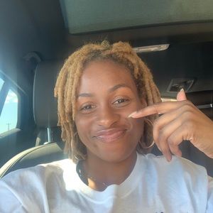 Meet your Posher, Janell